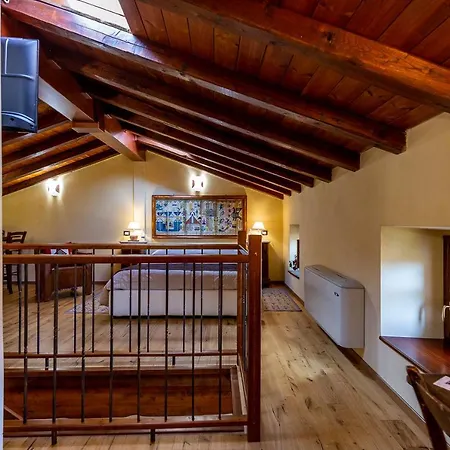 Is Coronas ゲストハウス Ìsili