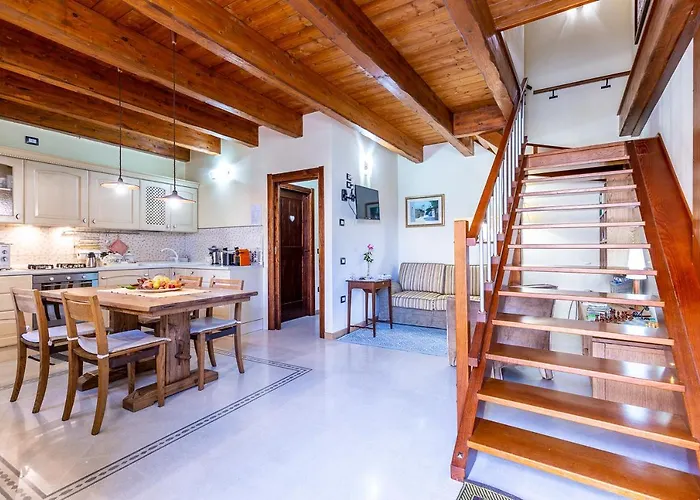 Is Coronas Vendégház