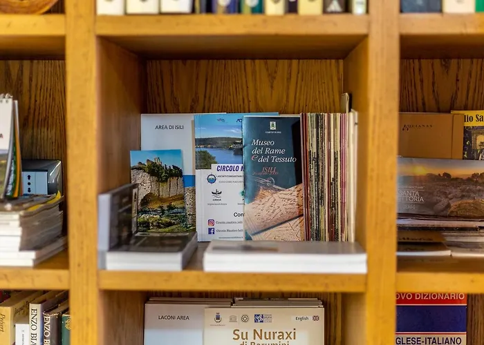 Vendégház Is Coronas Ìsili