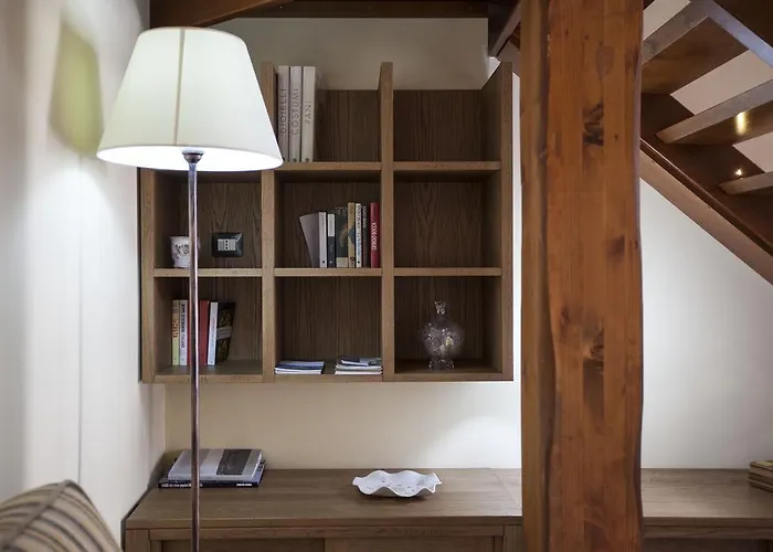 Is Coronas Vendégház Ìsili