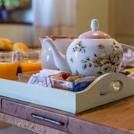 Pensionat Is Coronas Isili