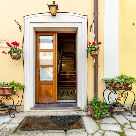 Pensionat Is Coronas Isili