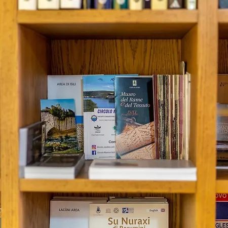 Pensionat Is Coronas Isili